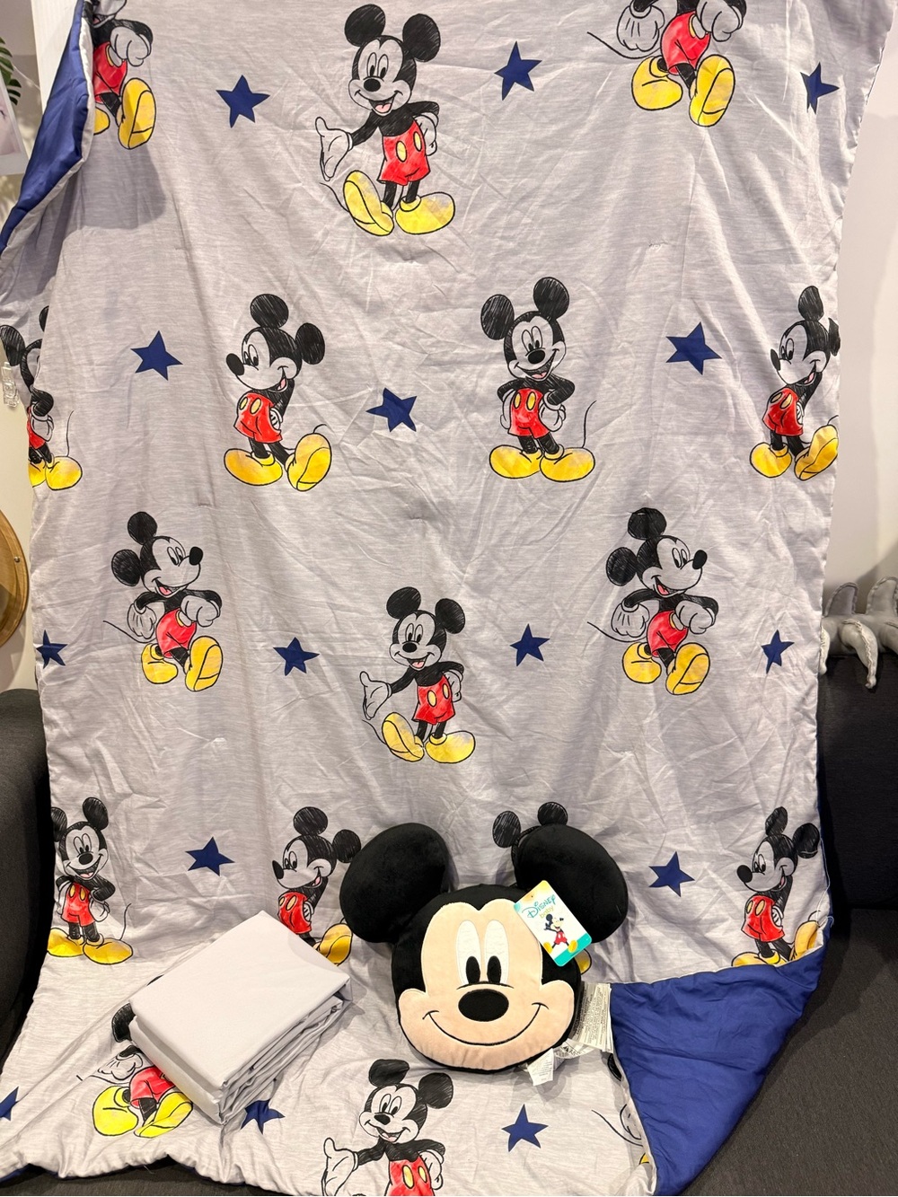 Disney Mickey Mouse toddler bedding set 5 piece new see details